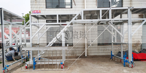 工業流水線鋁型材跨線梯-飛機檢修平臺案例